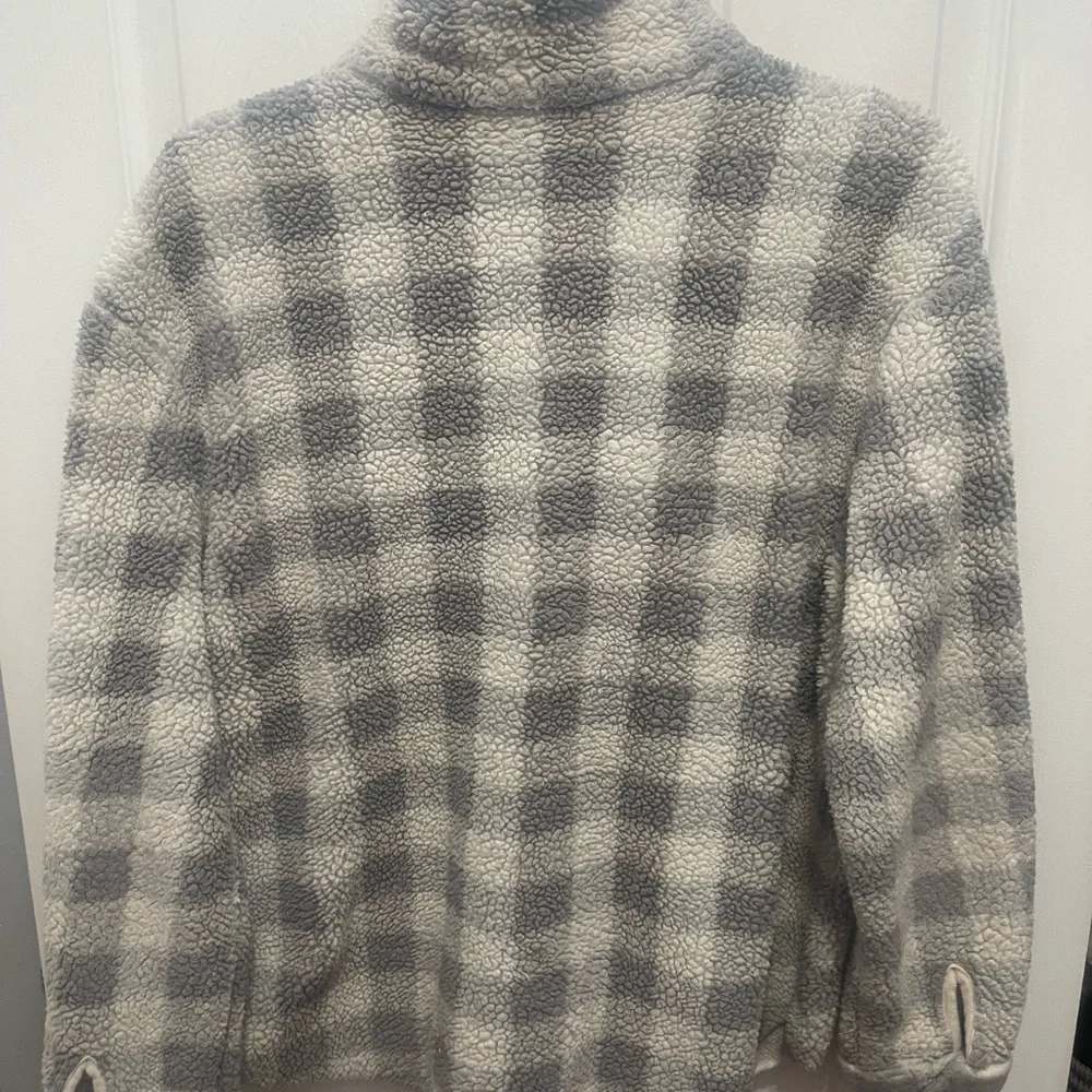 art class Fuzzy Gray and White Plaid Button Down Shirt - Picture 6 of 10